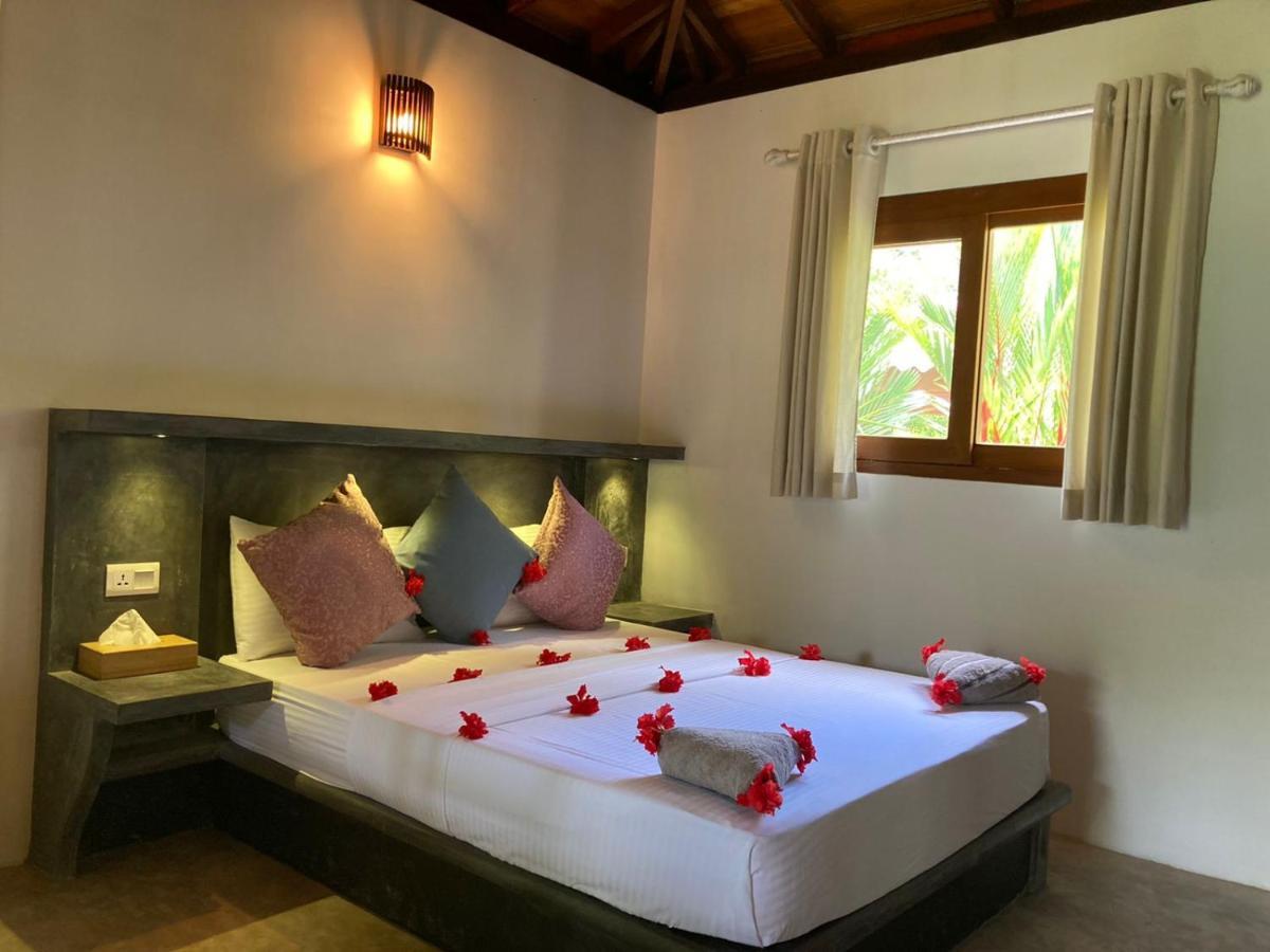 Avalon Village Resort Induruwa Eksteriør billede